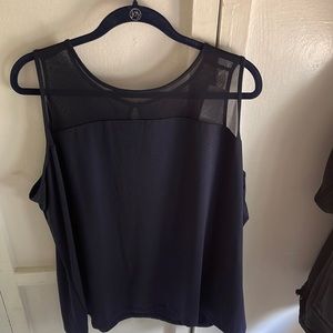 Woman’s sleeveless tank